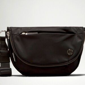 Mini festival bag lululemon NWOT